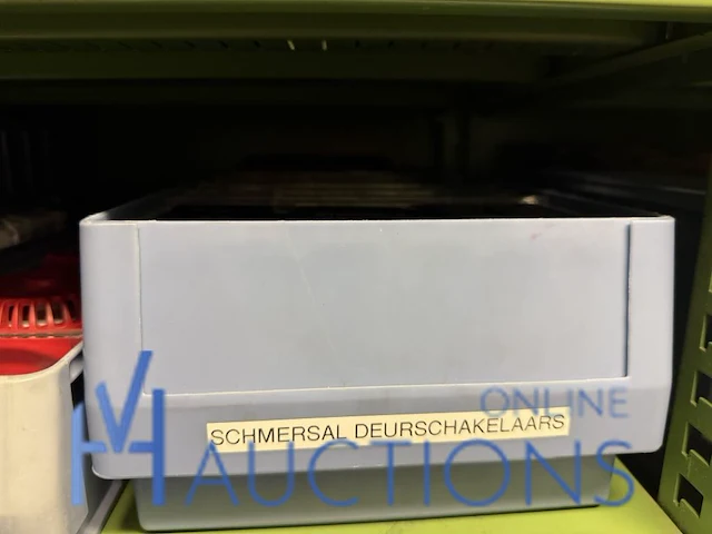 Partij elektrische veiligheidscomponenten - afbeelding 3 van  80