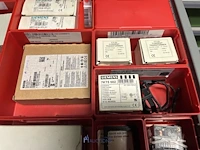 Partij elektrische veiligheidscomponenten - afbeelding 22 van  80
