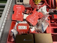Partij elektrische veiligheidscomponenten - afbeelding 54 van  80