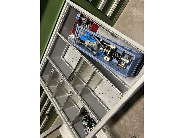 Partij elektrische veiligheidscomponenten - afbeelding 58 van  80