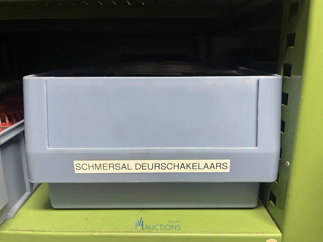 Partij elektrische veiligheidscomponenten - afbeelding 65 van  80