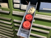 Partij elektrische veiligheidscomponenten - afbeelding 69 van  80