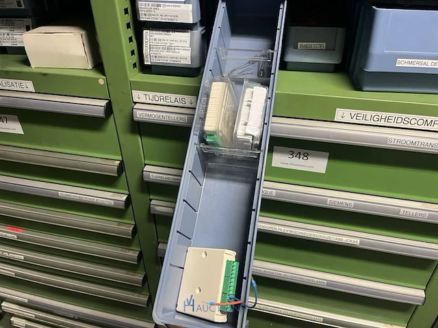 Partij elektrische veiligheidscomponenten - afbeelding 72 van  80