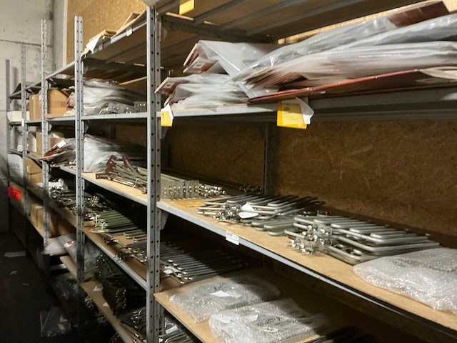 Partij elektro en installatietoebehoren voor wellnessinstallaties - afbeelding 21 van  33