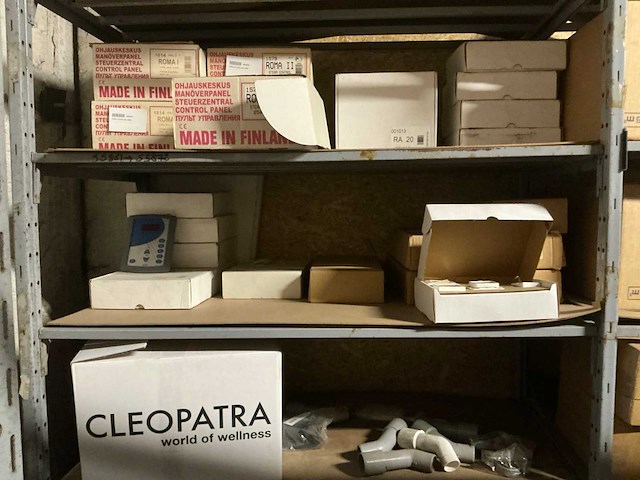 Partij elektro en installatietoebehoren voor wellnessinstallaties - afbeelding 32 van  33