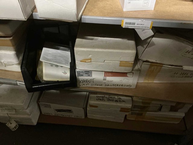 Partij elektro en installatietoebehoren voor wellnessinstallaties - afbeelding 9 van  33