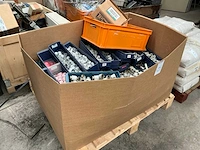 Partij elektro-technische onderdelen - afbeelding 2 van  9