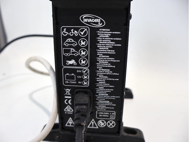 Partij elektro - afbeelding 10 van  11