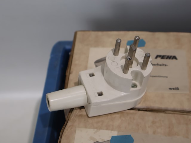 Partij elektro - afbeelding 9 van  10