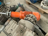 Partij elektromotor, liggend op 2 palletten - afbeelding 7 van  8