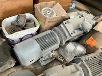 Partij elektromotoren en toebehoren - afbeelding 9 van  15