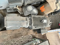 Partij elektromotoren en toebehoren - afbeelding 10 van  15