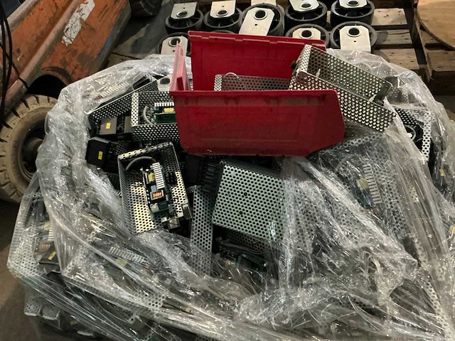 Partij elektronica componenten - afbeelding 5 van  5