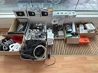 Partij elektronica - afbeelding 1 van  10