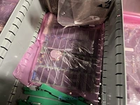 Partij elektronische onderdelen engel - afbeelding 11 van  115