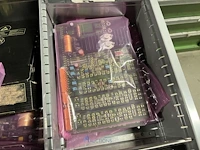 Partij elektronische onderdelen engel - afbeelding 25 van  115