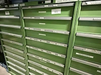 Partij elektronische onderdelen engel