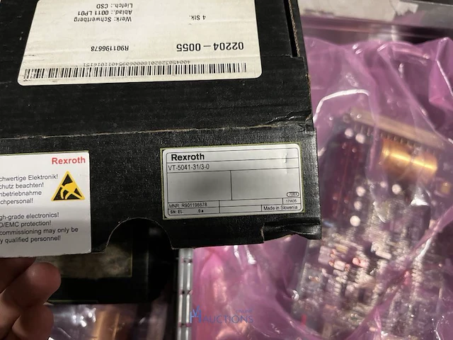 Partij elektronische onderdelen engel - afbeelding 33 van  115