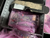 Partij elektronische onderdelen engel - afbeelding 36 van  115