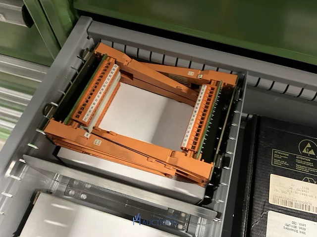 Partij elektronische onderdelen engel - afbeelding 38 van  115
