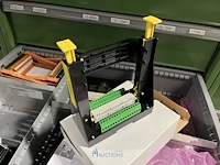 Partij elektronische onderdelen engel - afbeelding 42 van  115