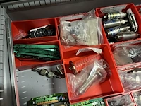 Partij elektronische onderdelen engel - afbeelding 56 van  115