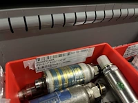 Partij elektronische onderdelen engel - afbeelding 58 van  115