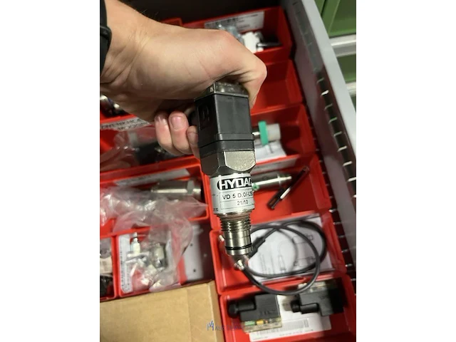 Partij elektronische onderdelen engel - afbeelding 62 van  115