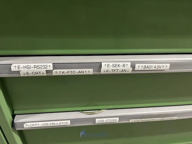 Partij elektronische onderdelen engel - afbeelding 64 van  115
