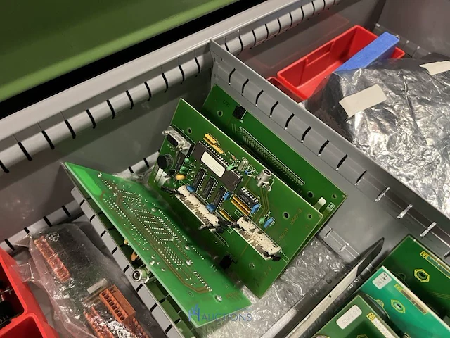 Partij elektronische onderdelen engel - afbeelding 65 van  115