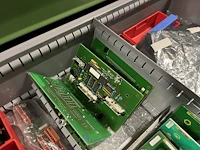 Partij elektronische onderdelen engel - afbeelding 65 van  115