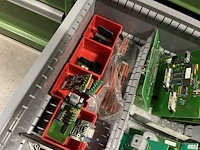 Partij elektronische onderdelen engel - afbeelding 66 van  115