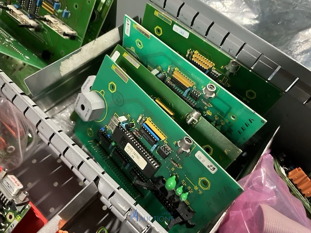 Partij elektronische onderdelen engel - afbeelding 69 van  115
