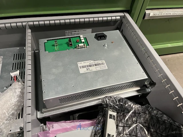 Partij elektronische onderdelen engel - afbeelding 77 van  115