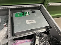 Partij elektronische onderdelen engel - afbeelding 77 van  115