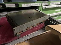 Partij elektronische onderdelen engel - afbeelding 88 van  115