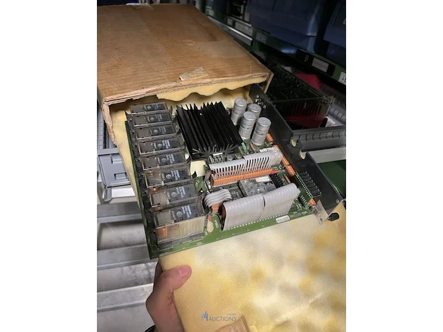 Partij elektronische onderdelen engel - afbeelding 90 van  115