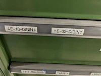 Partij elektronische onderdelen engel - afbeelding 93 van  115