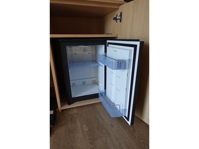Partij elektronische toestellen - afbeelding 5 van  6