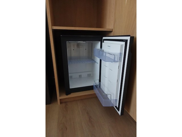 Partij elektronische toestellen - afbeelding 5 van  5