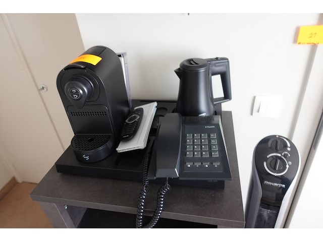 Partij elektronische toestellen - afbeelding 3 van  8
