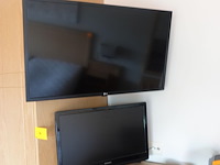 Partij elektronische toestellen - afbeelding 1 van  5