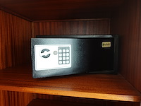 Partij elektronische toestellen - afbeelding 4 van  4