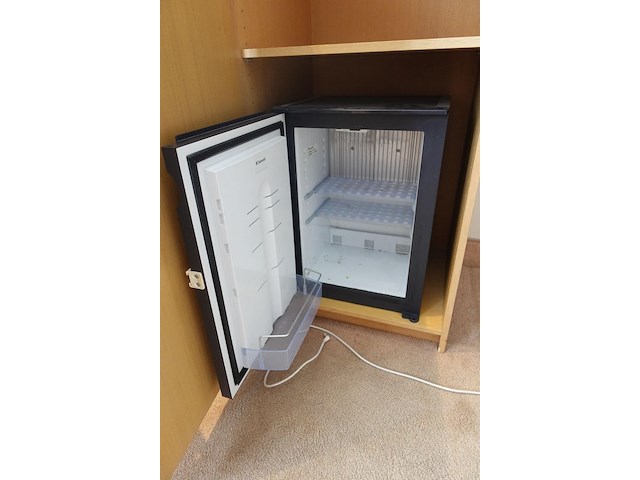 Partij elektronische toestellen - afbeelding 4 van  5