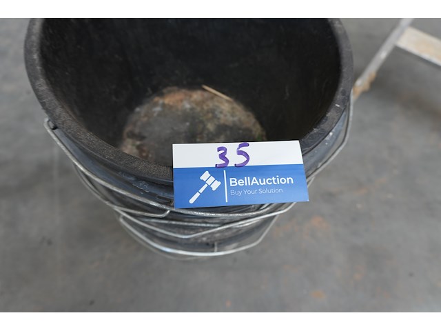 Partij emmers - afbeelding 2 van  2