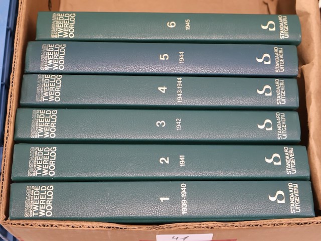 Partij encyclopedieën - afbeelding 8 van  8
