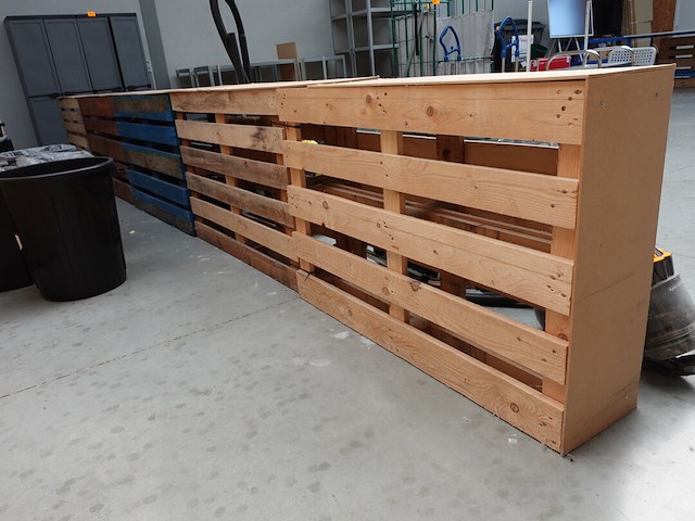 Partij euro paletten - afbeelding 7 van  8