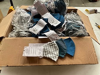 Partij fair trade wasbare mondkapjes in 3 kleuren - afbeelding 1 van  4