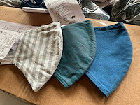 Partij fair trade wasbare mondkapjes in 3 kleuren - afbeelding 2 van  4