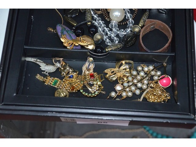 Partij fantasiejuwelen (2 leggers) - afbeelding 2 van  15